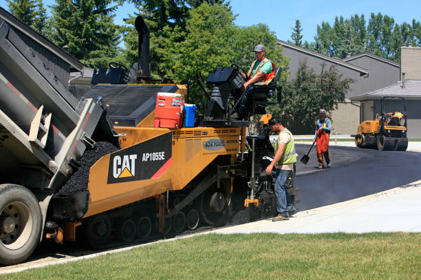 Best Asphalt Driveway Paving in Rockdale, TX